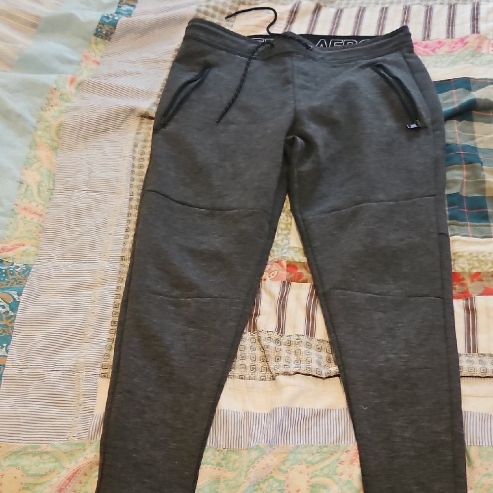 Aero Men's Gray Joggers
